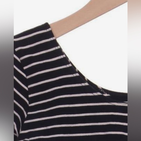 American Apparel striped crop top. - Picture 3 of 3